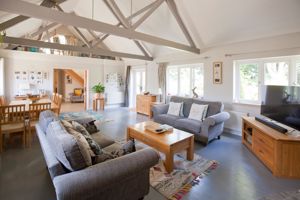 Sitting Room- click for photo gallery
